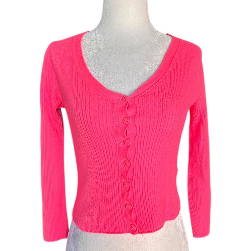 From Future Fuchsia Pink Ribbed Wool‎ Cardigan Button Front Fitted Cropped